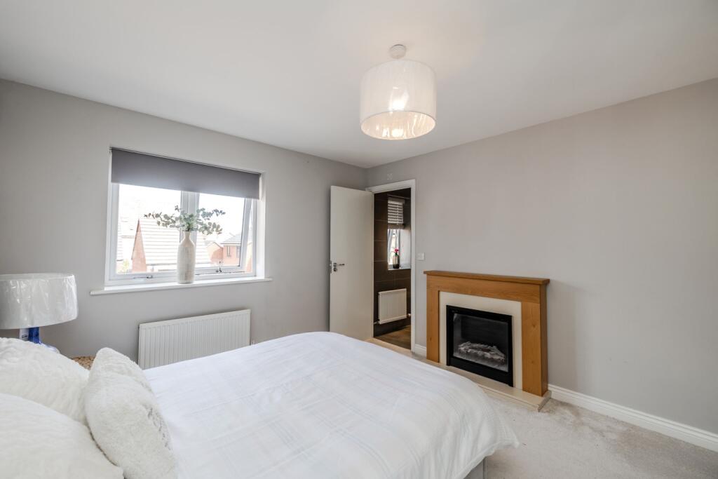 14BridgetGardens-NewcastleGreatPark-NE139DD-23