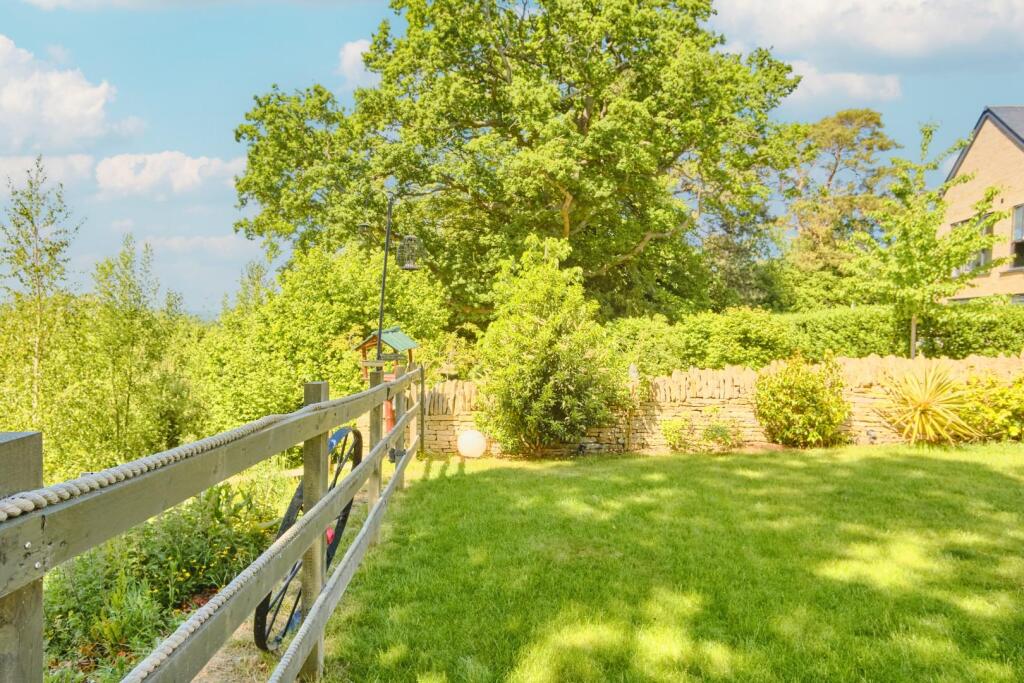 JAJ_GL10 3WB_0016.jpg