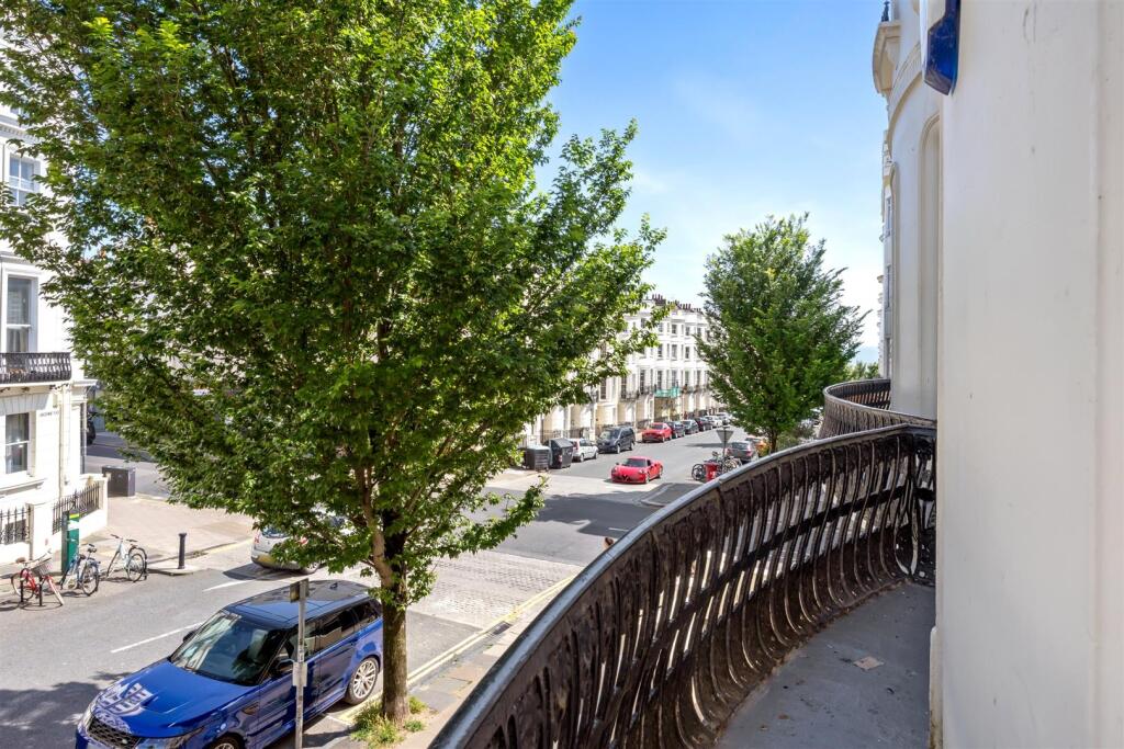 Lansdowne Place, 61-019.jpg