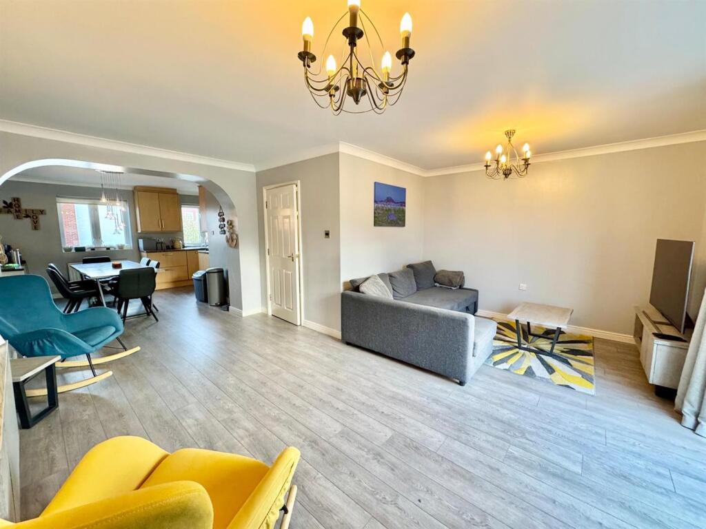 PHOTO-2025-10-11-09-46-07 (9).jpg