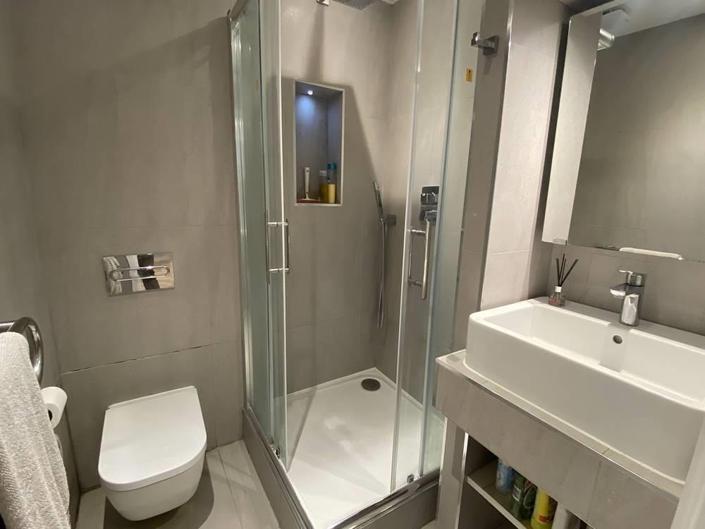 shower room.jpg