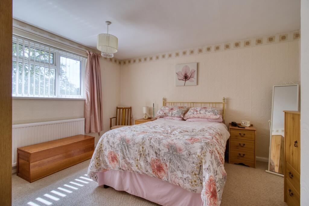 Bedroom One - EweMove Swindon South