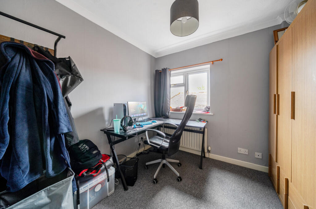 1301913-7-683db0f...