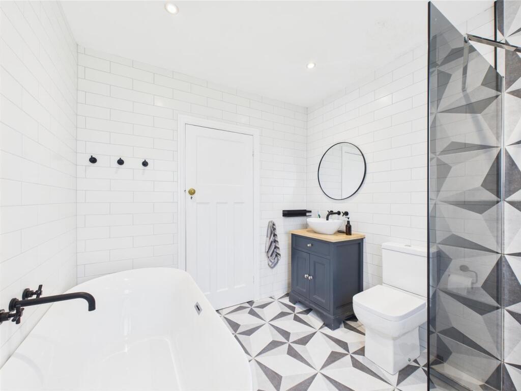 Superbly Appointed Bathroom