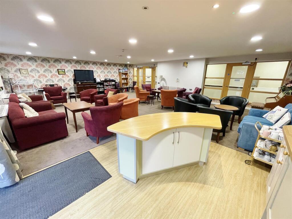 Communal Lounge
