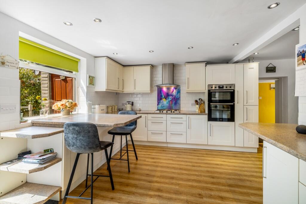 Sunset Cottage (Gipsey Bridge)-23