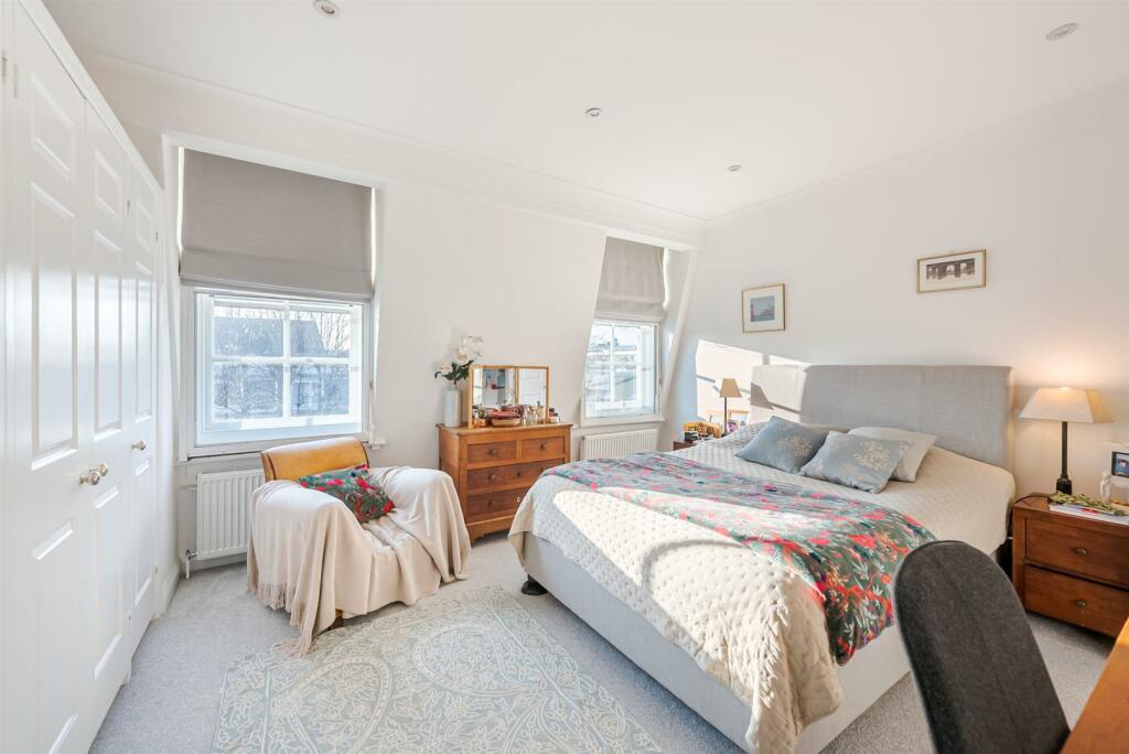 Coleherne Court 190-4-2. Low Res.jpg