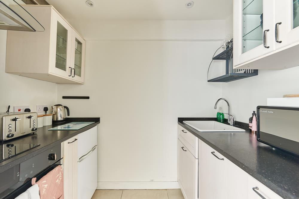 Basement Flat 20 Walcot Terrace -7.jpg