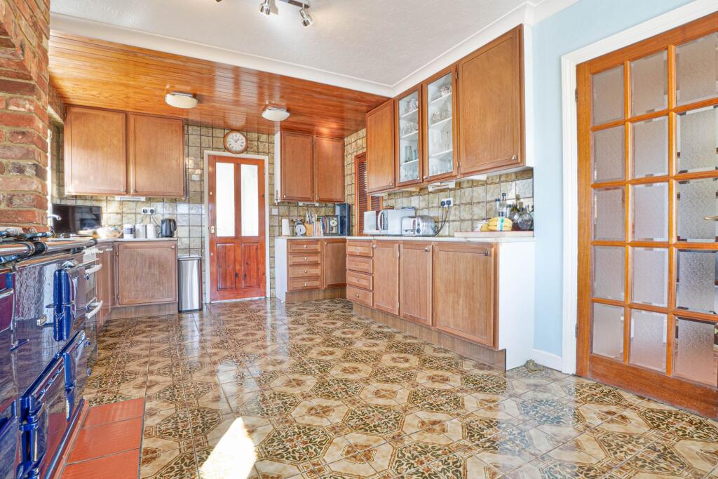 Kitchen/Breakfast Room