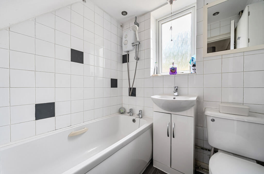 1319686-6-686bc3d...