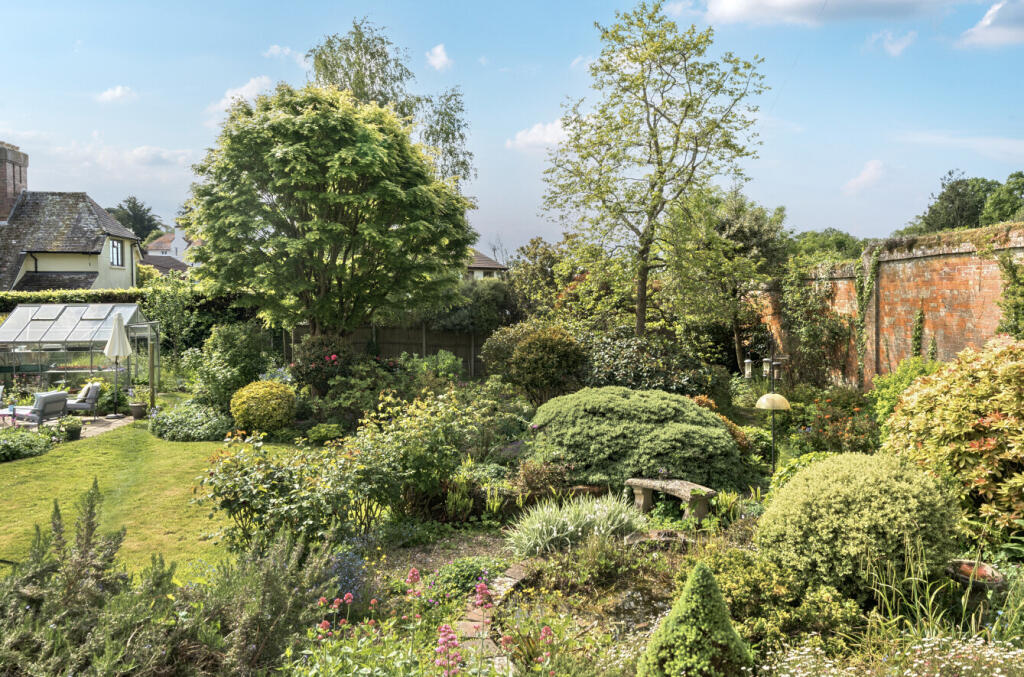 37-6819e8664e0e5-...