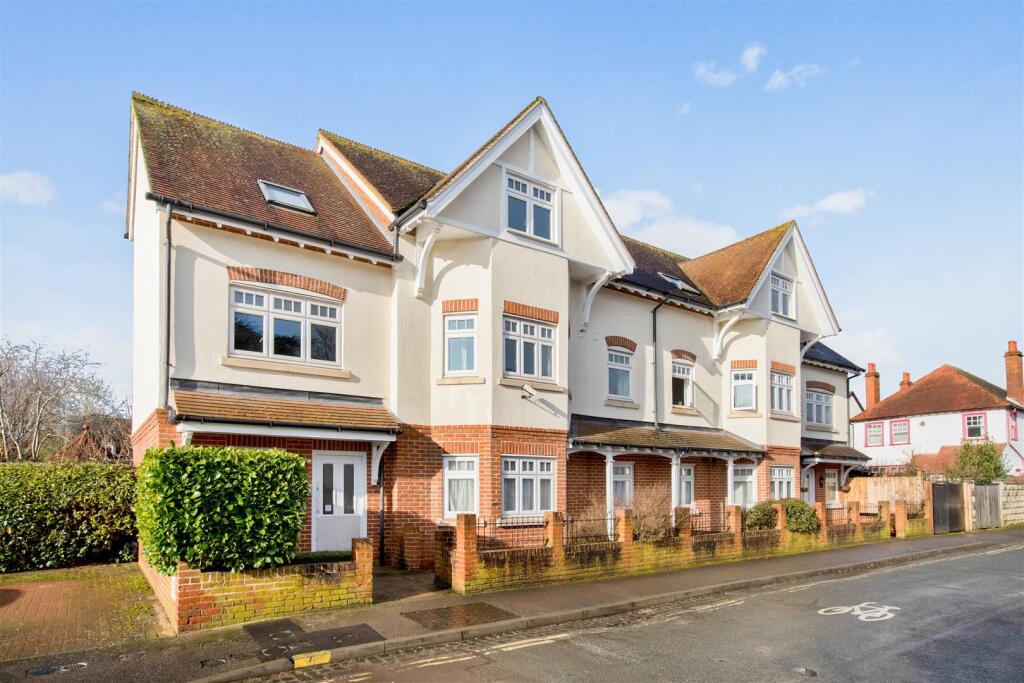 APARTMENT BUILDING FRONT ELEVATION.JPG