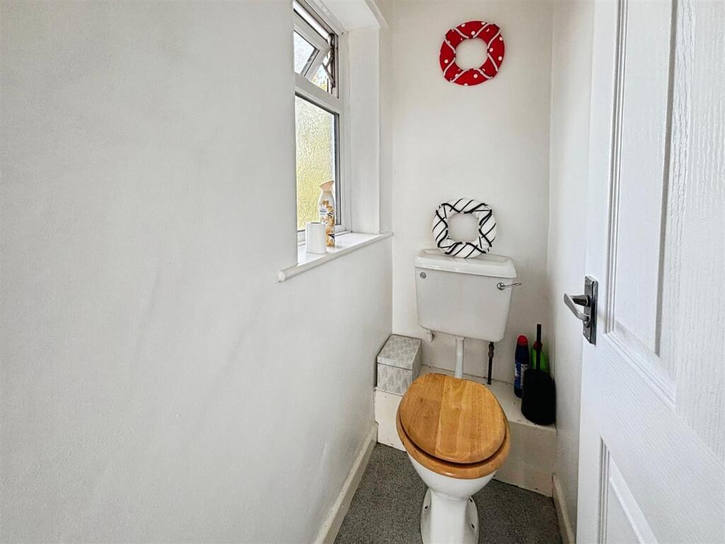 Separate WC