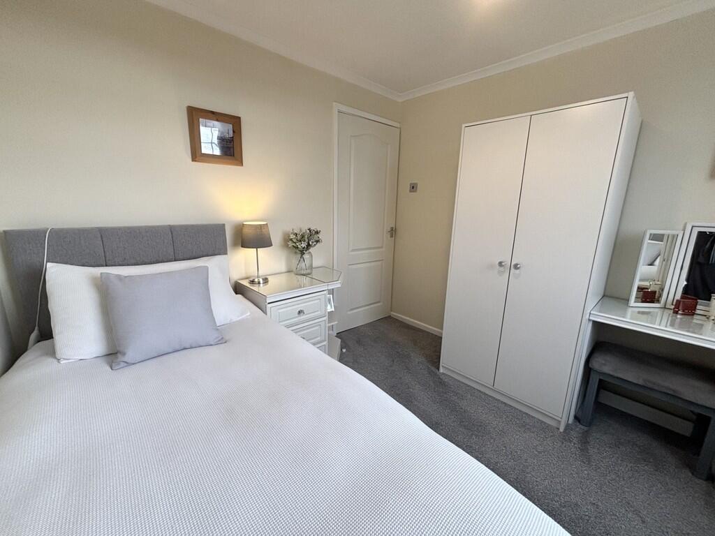 bedroom 3.