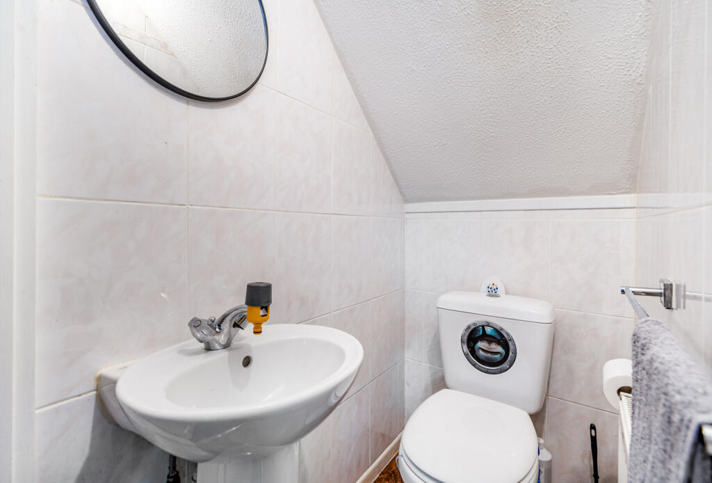 1325377-8-68778da...