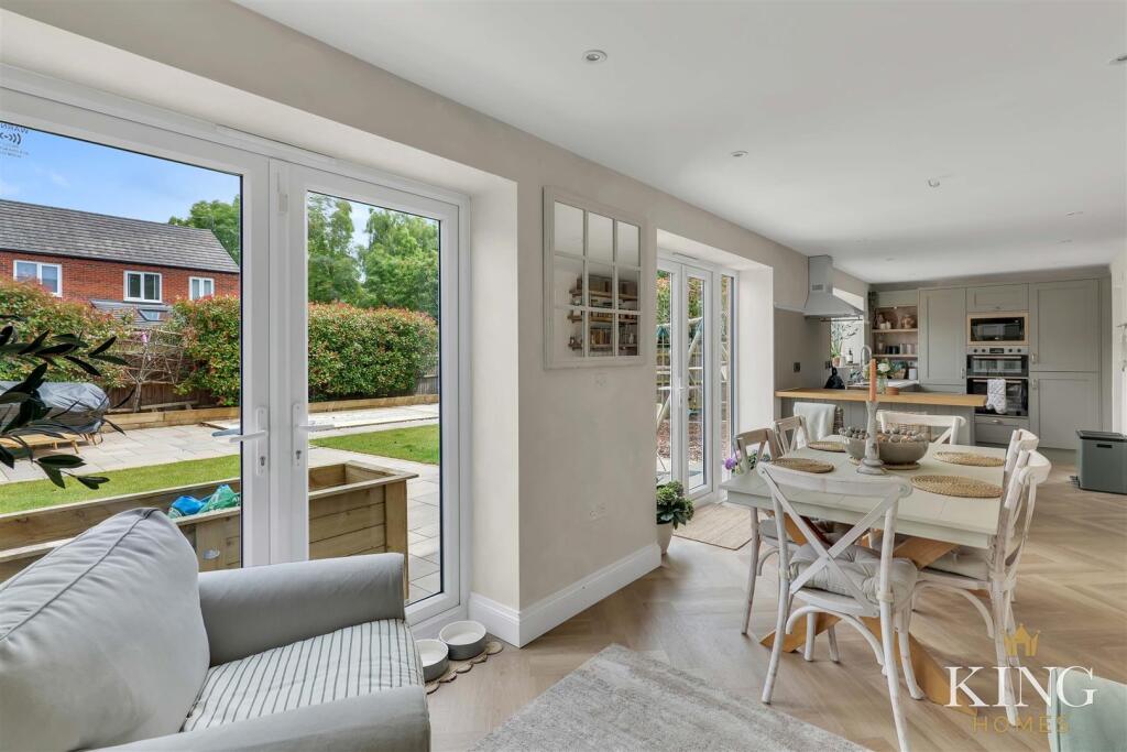 Kitchen Dining Entertaining