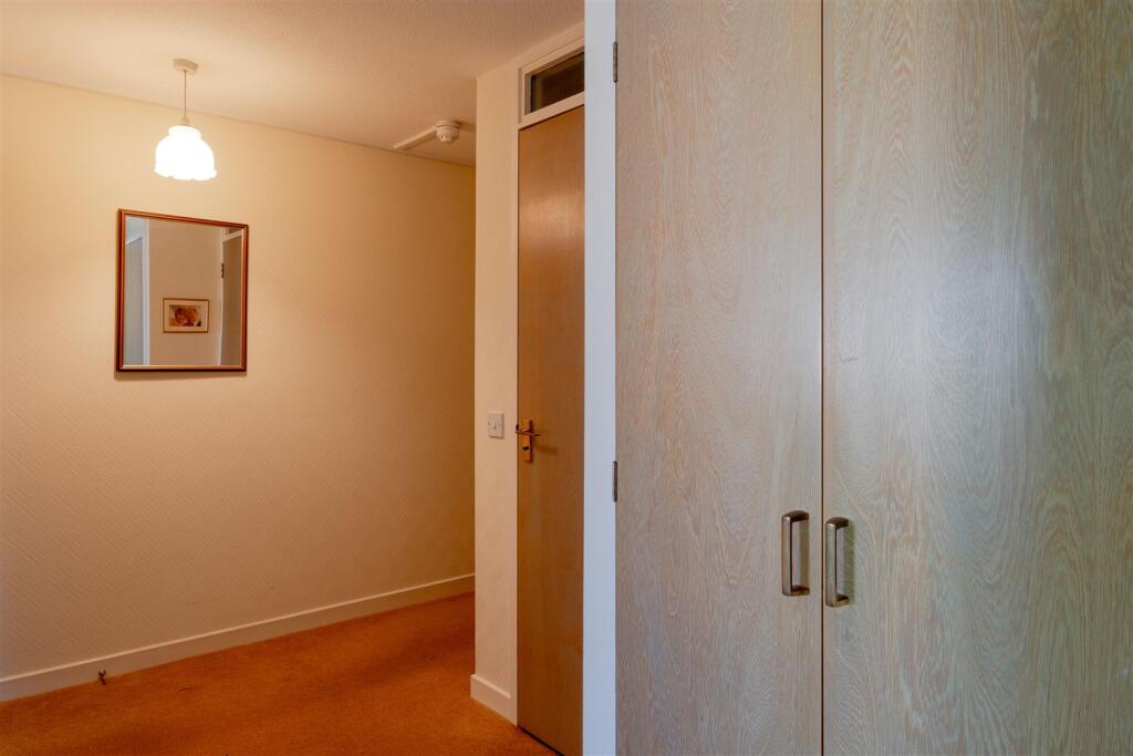 20 Westleigh Court - high res-06871.jpg