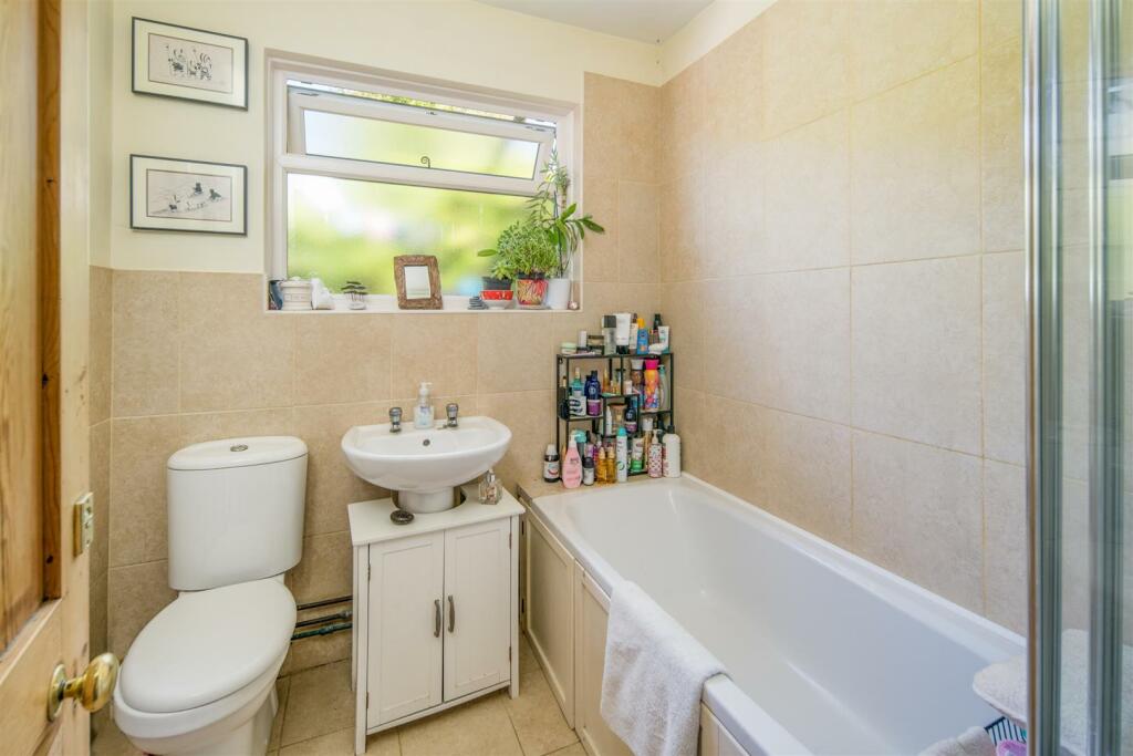 Bathroom.jpeg