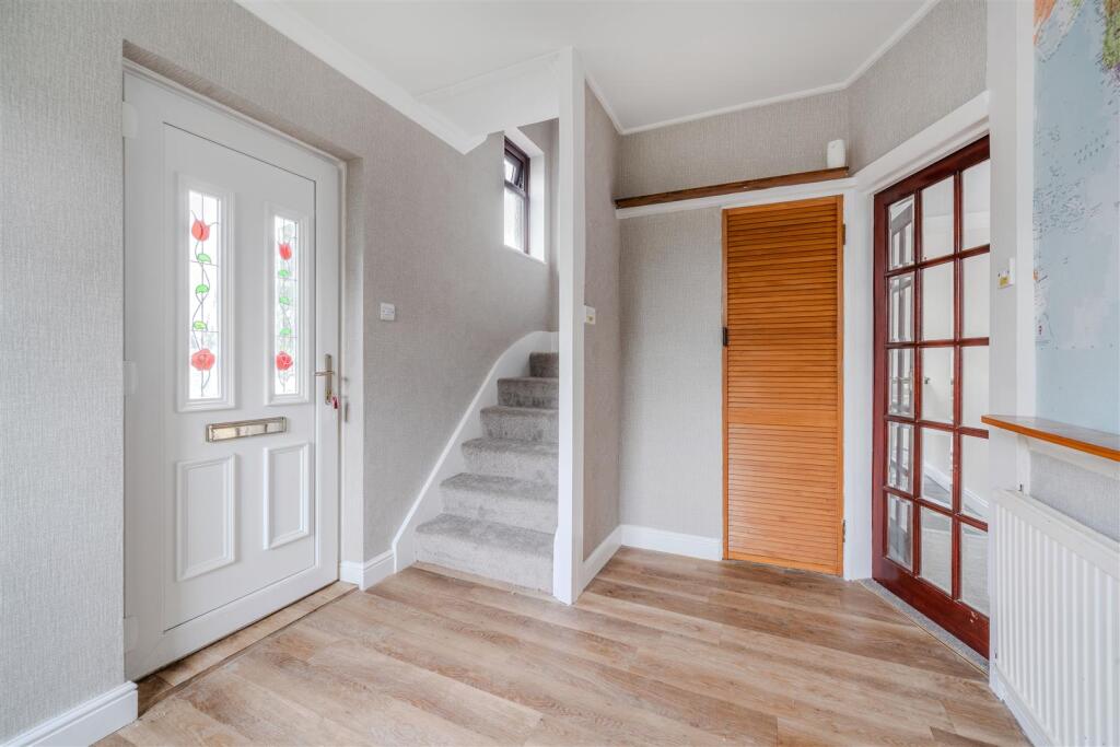 Foyer.jpg