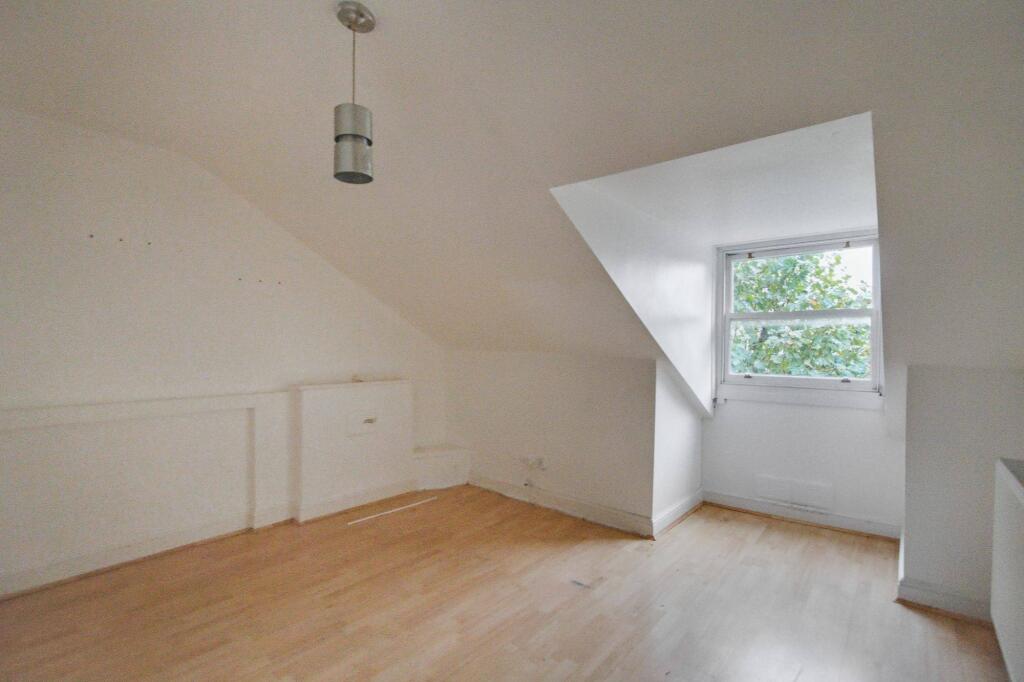 Flat D 186 Randolph Avenue, Maida Vale, London W9 1PE