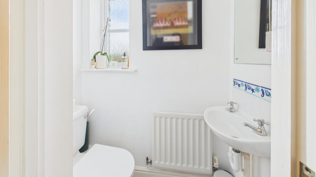 CAM04968G0-PR0075-STILL005