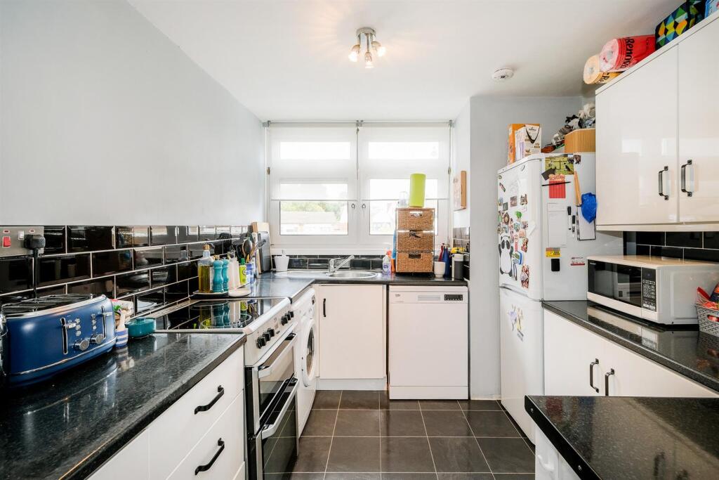 16 Carlton Terrace-15_web.jpg