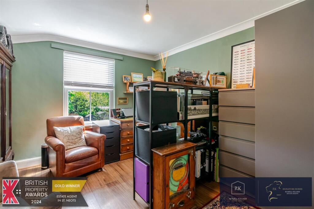 Office no pic - Logo.jpg