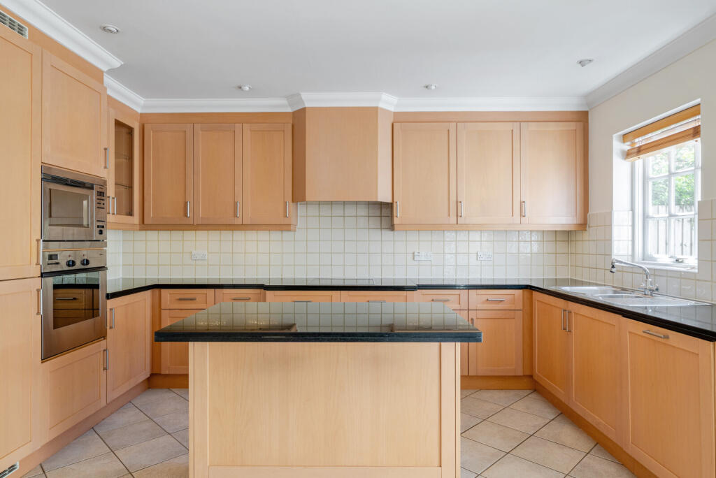 1312405-14-6852c5...