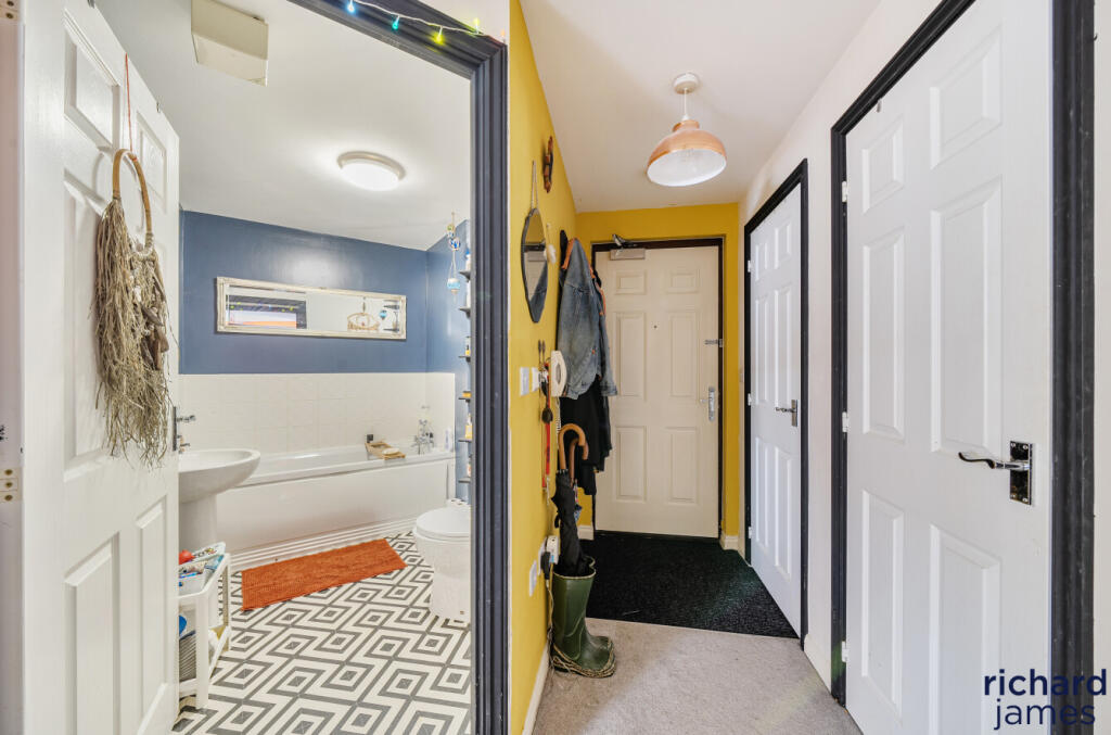 8abebcc233594c08aa3f8ff316d7ed6b