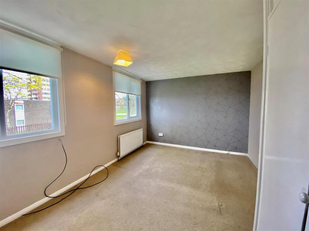 Master Bedroom.jpg