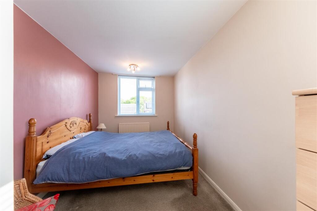 12 East Lane-017.jpg