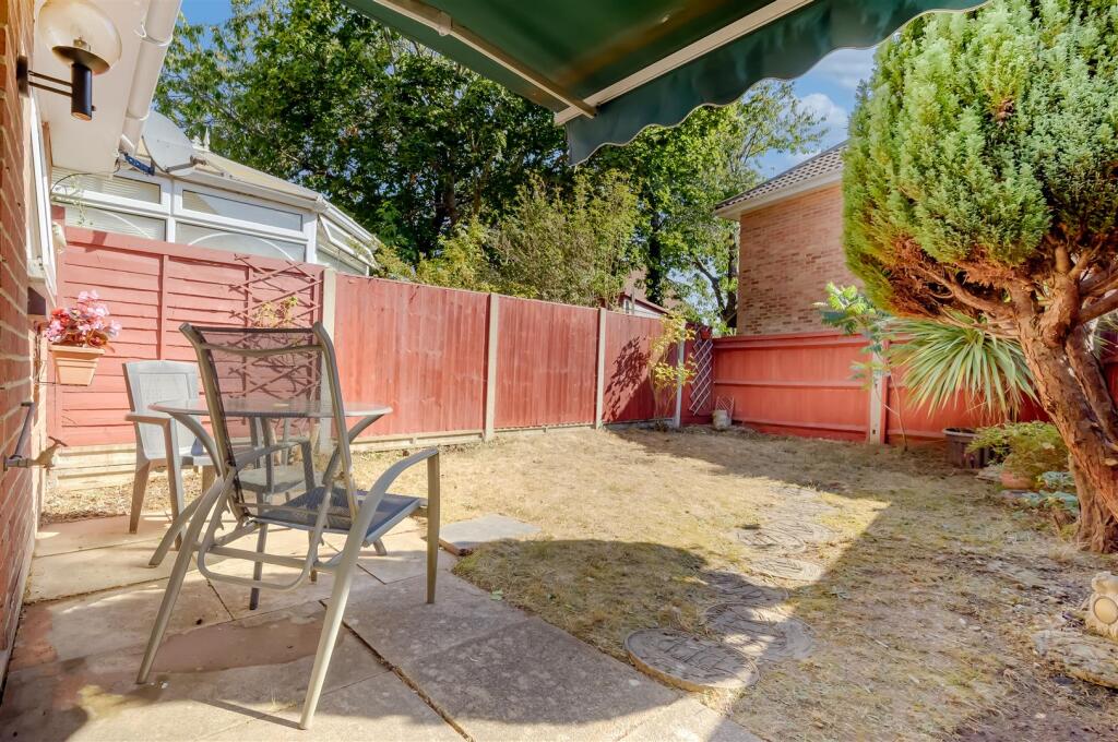 2 Cormorant Close 4 (1).jpeg