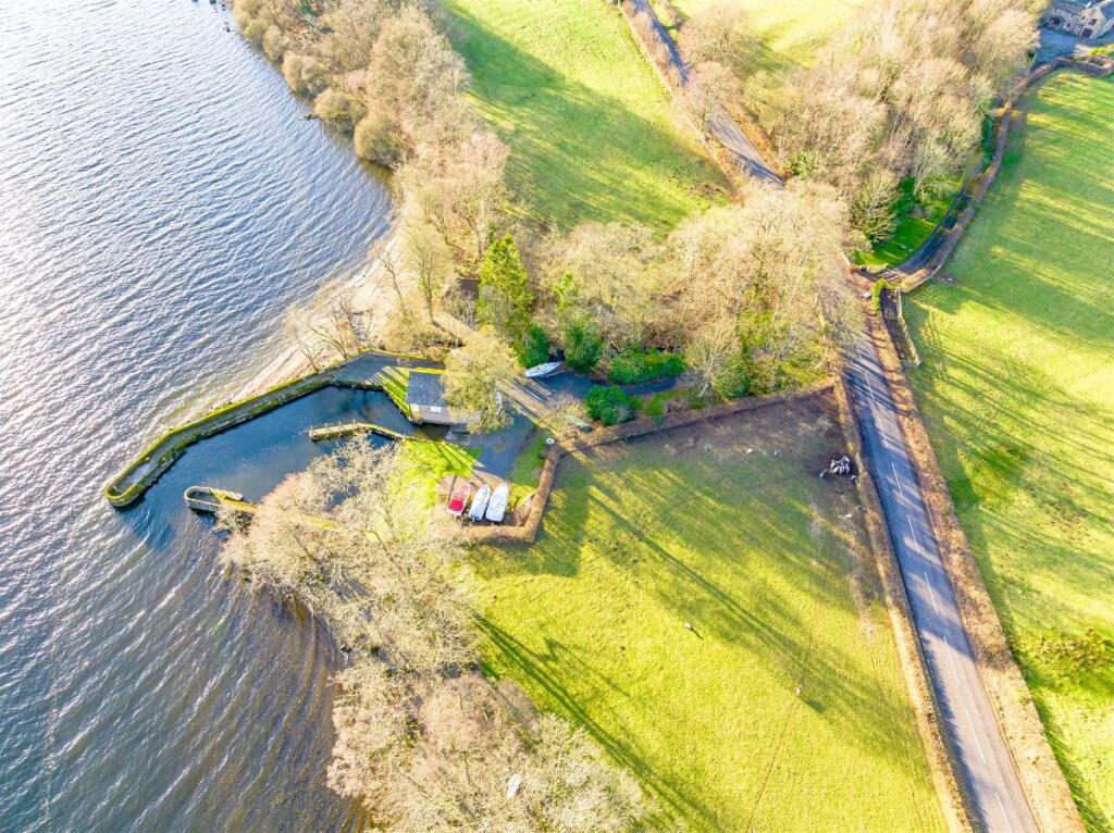 Lake frontage and harbour 