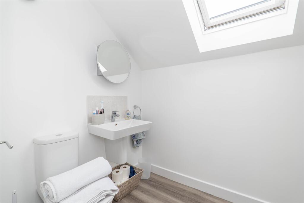 Master Bedroom Ensuite