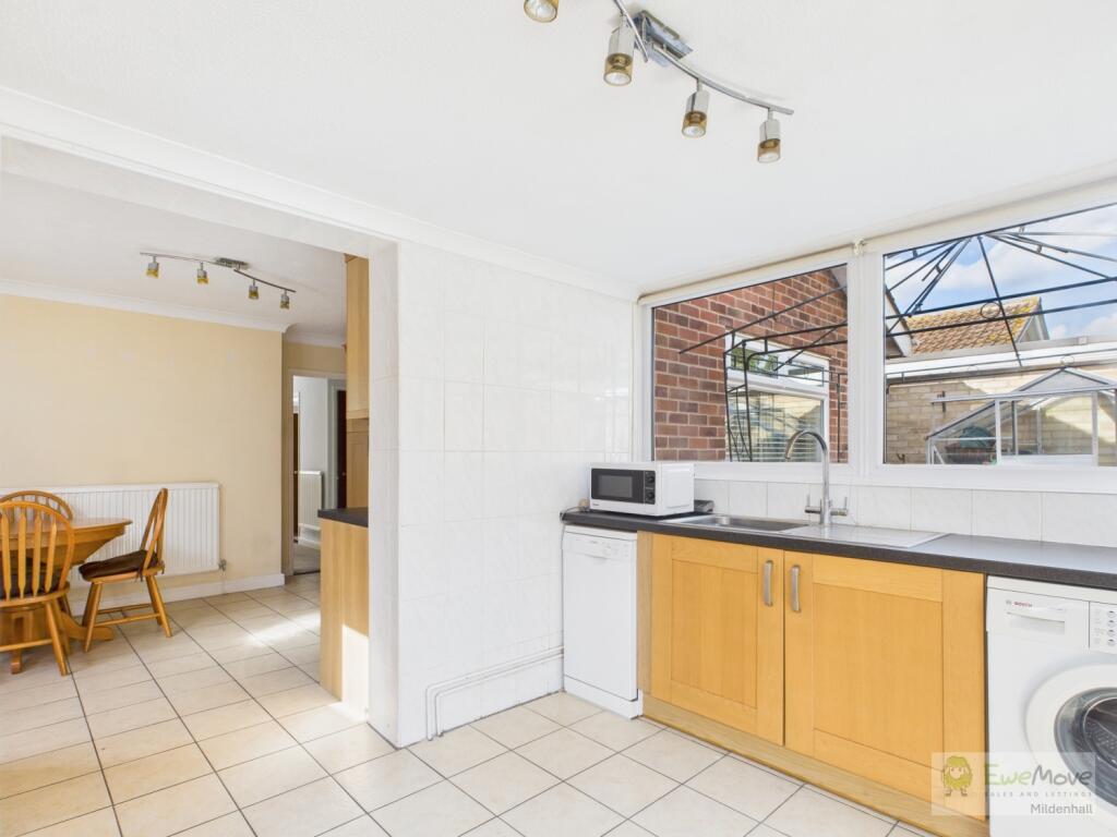 Covey Way EweMove Mildenhall Utility Room 2