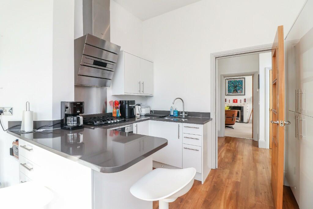 Kitchen/breakfast rm