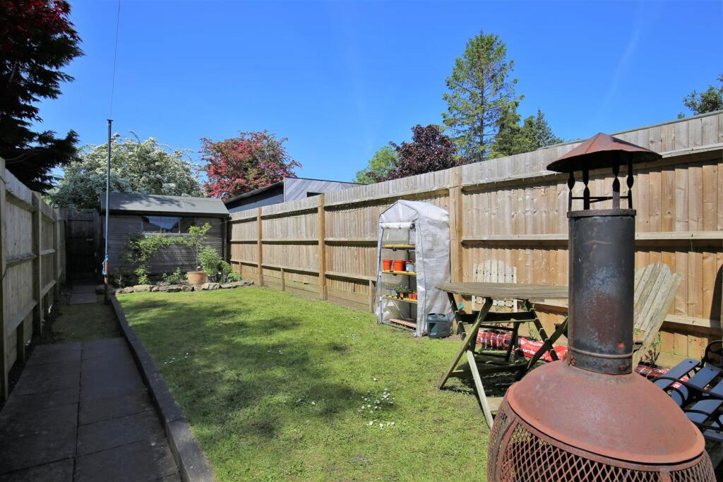 Beautiful Cottage Garden