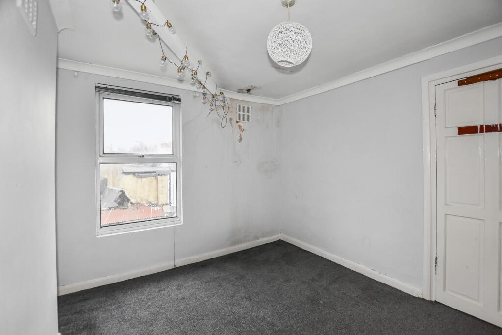 29 Waverley Road, Plumstead, SE18 7TL