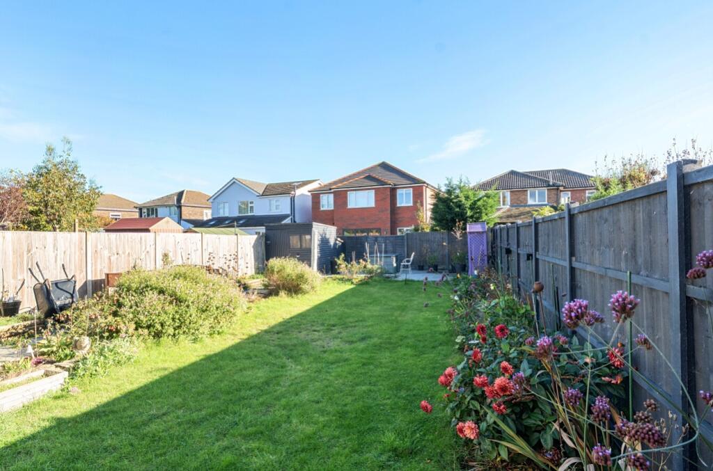 1371663-3-68fbd2abc892a-ARW-1