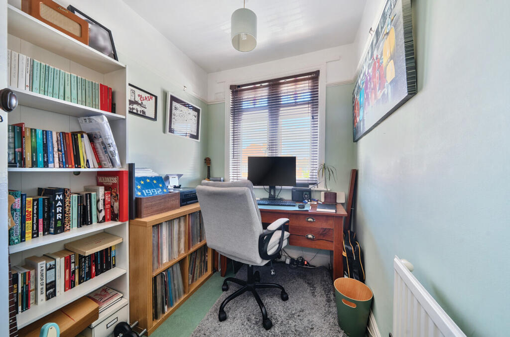 1318774-19-686d0e...