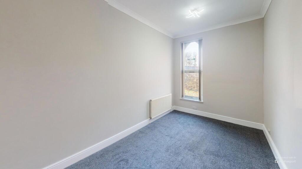 Flat-2-72-Mapperley-Road-Bedroom-Defurnished 3