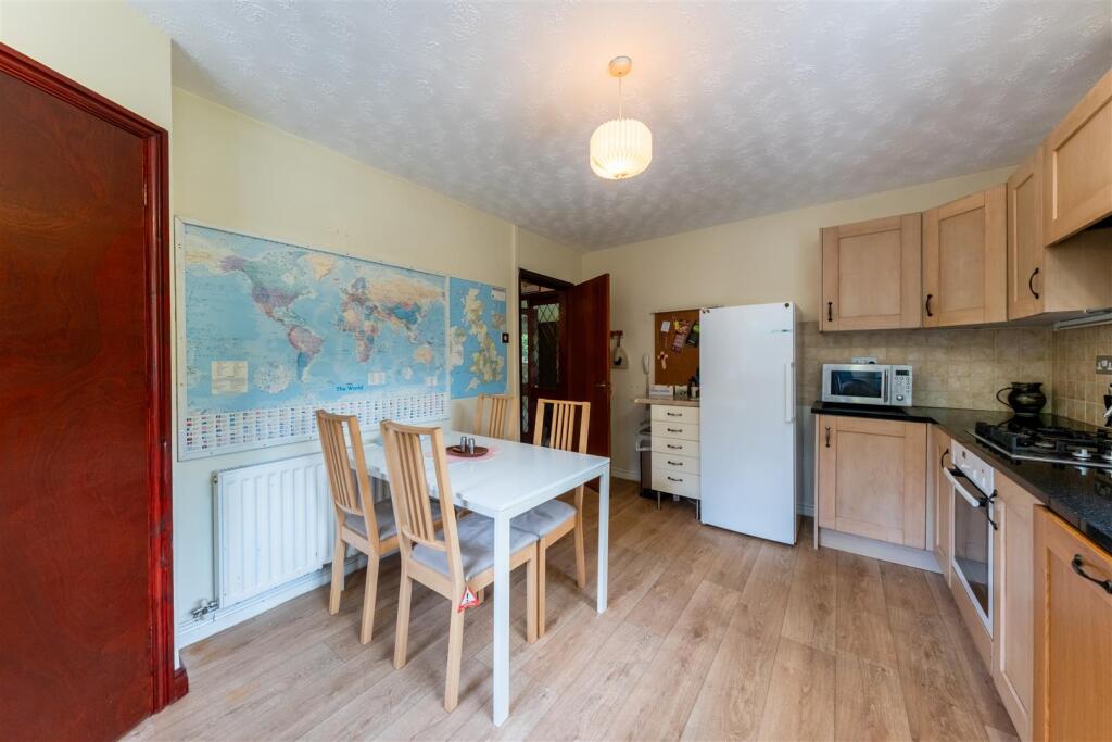182A Chester Road-004.jpg