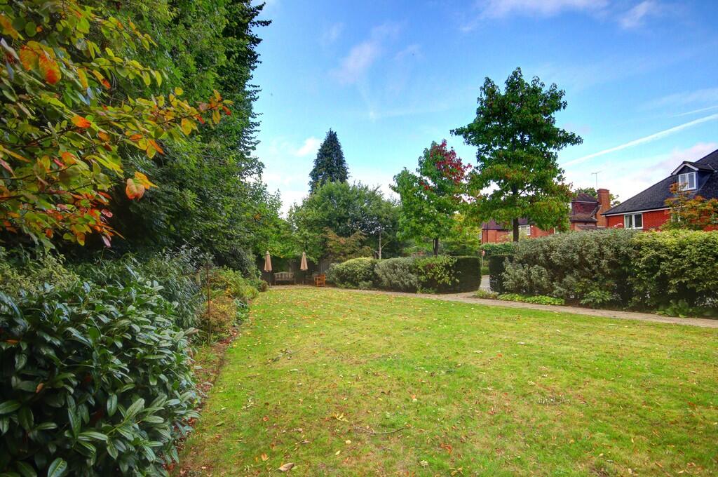 Communal Gardens ...