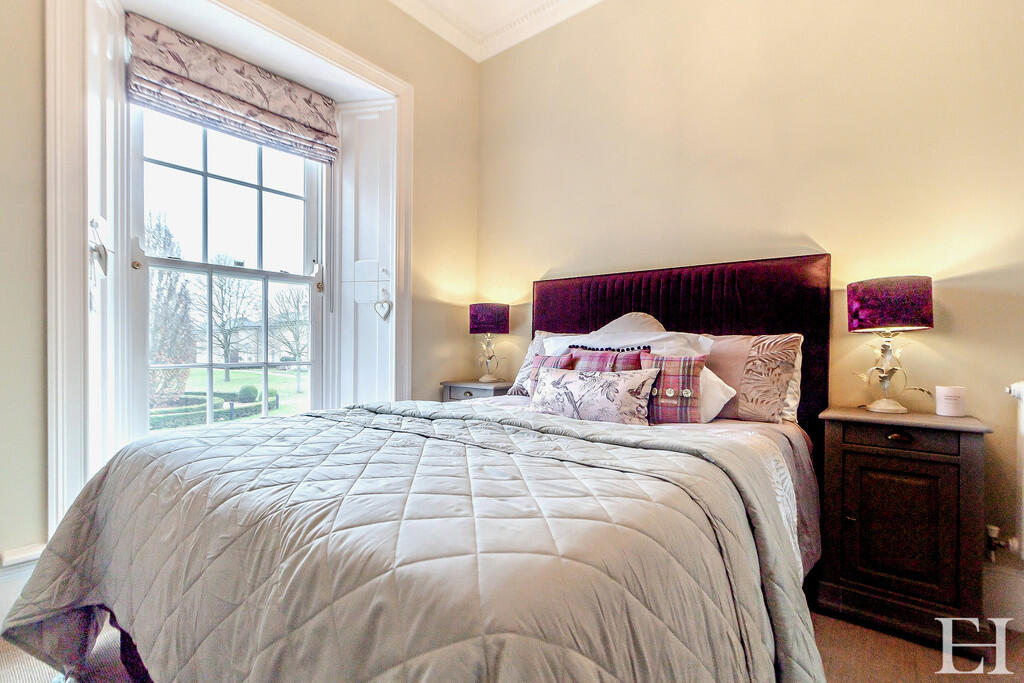 8634016-interior1...