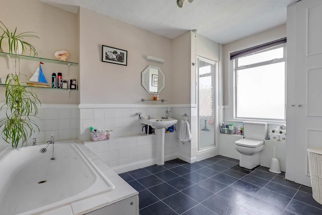 12-808bJHHGLL - 3...