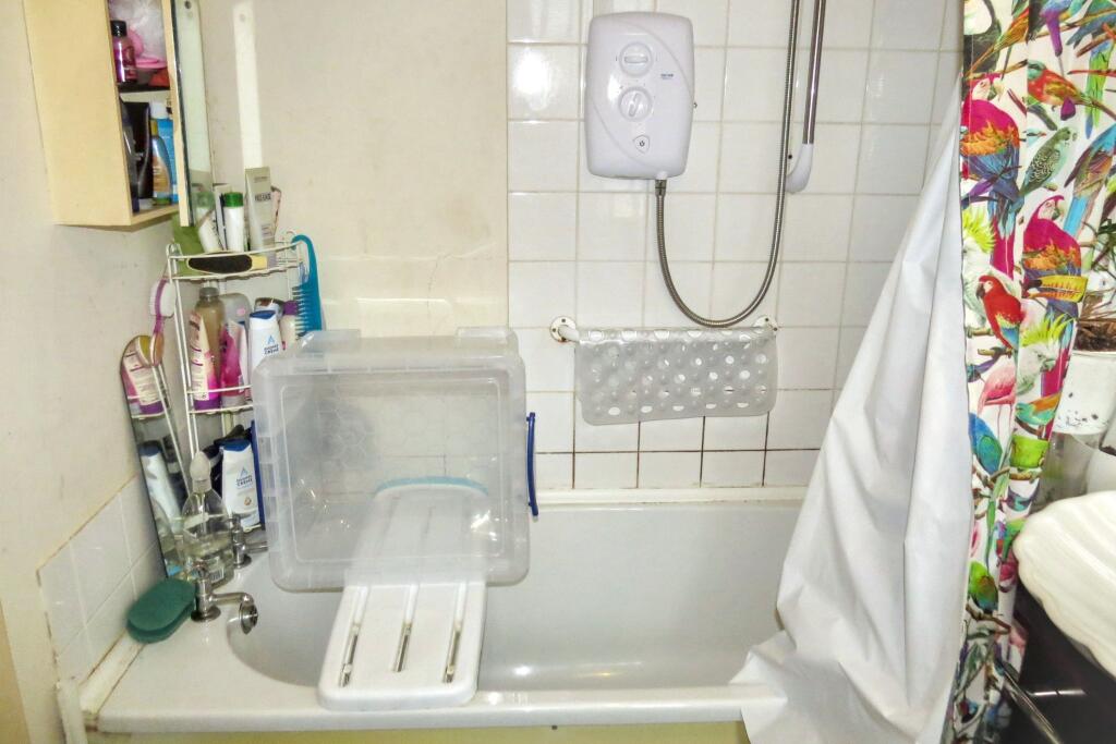 33 Roscoe Street, St. Helens, WA10 4BW