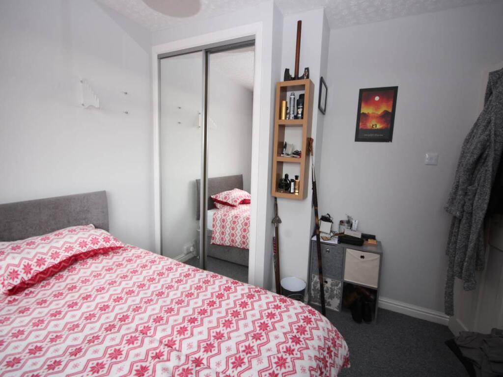 bed 3 2