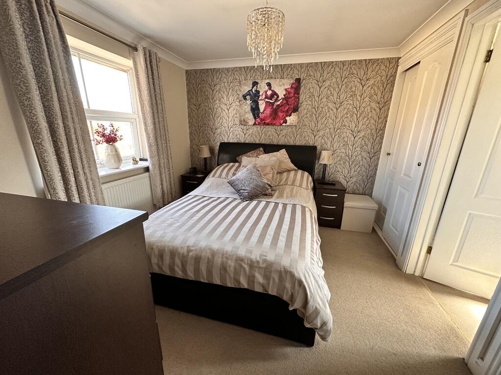 Bed 1.JPG