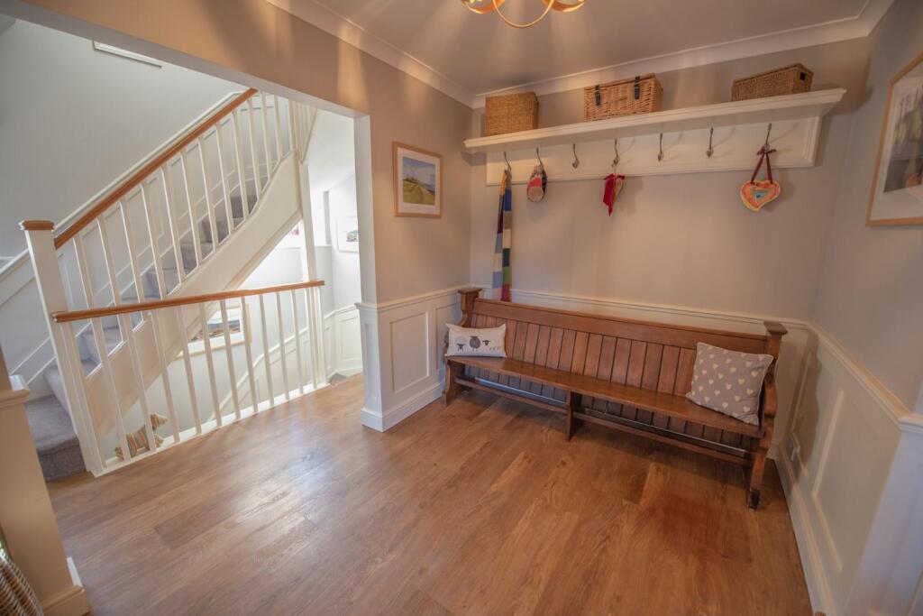 DSC_7461 (Custom).jpg