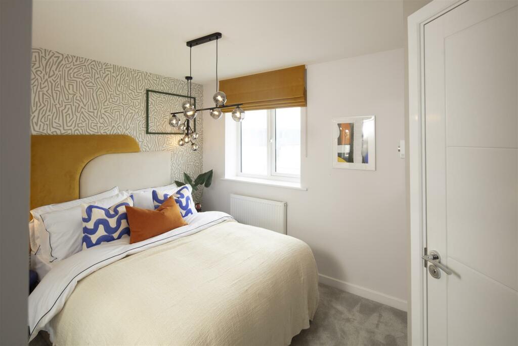 Principal bedroom